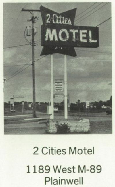 Two Cities Motel (2 Cities Motel) - 1989 Yearbook Ad